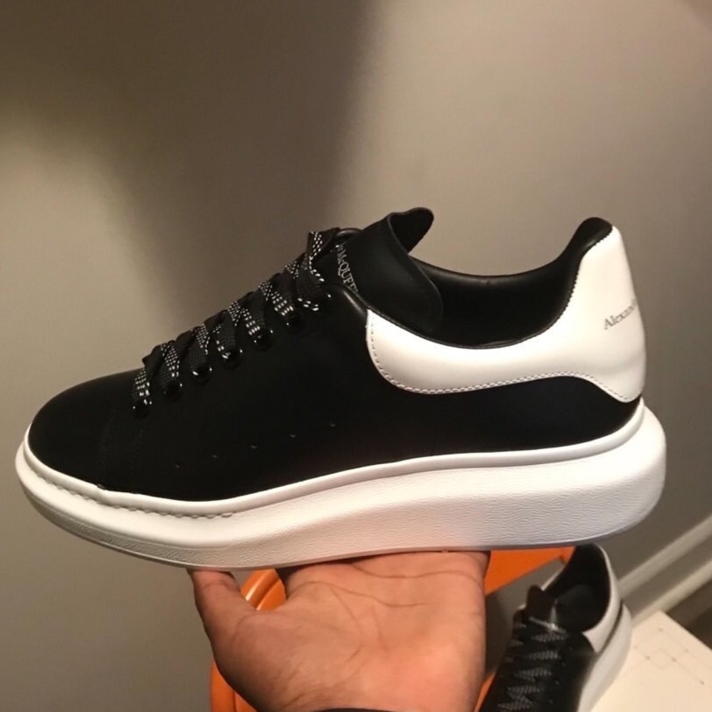 Never worn before Alexander McQueen Shoes size 10 Men’s